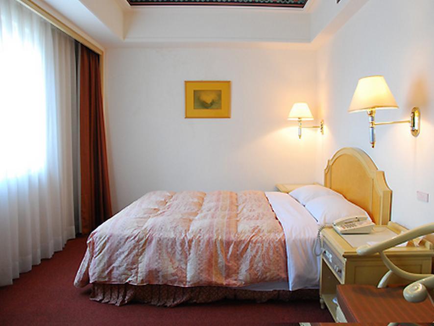 Hotel Flowers ไทเป ภายนอก รูปภาพ
